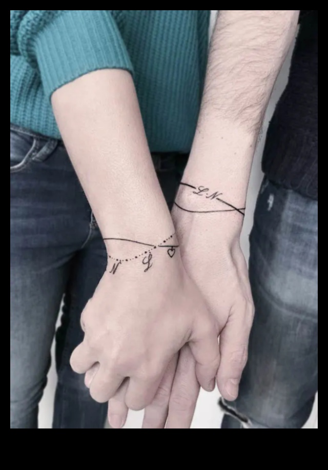 Smalki burvīgi eleganti plaukstas tetovējumi katrai estētikai 5 Smalks šarms: eleganti plaukstas tetovējumi jebkurai estētikai