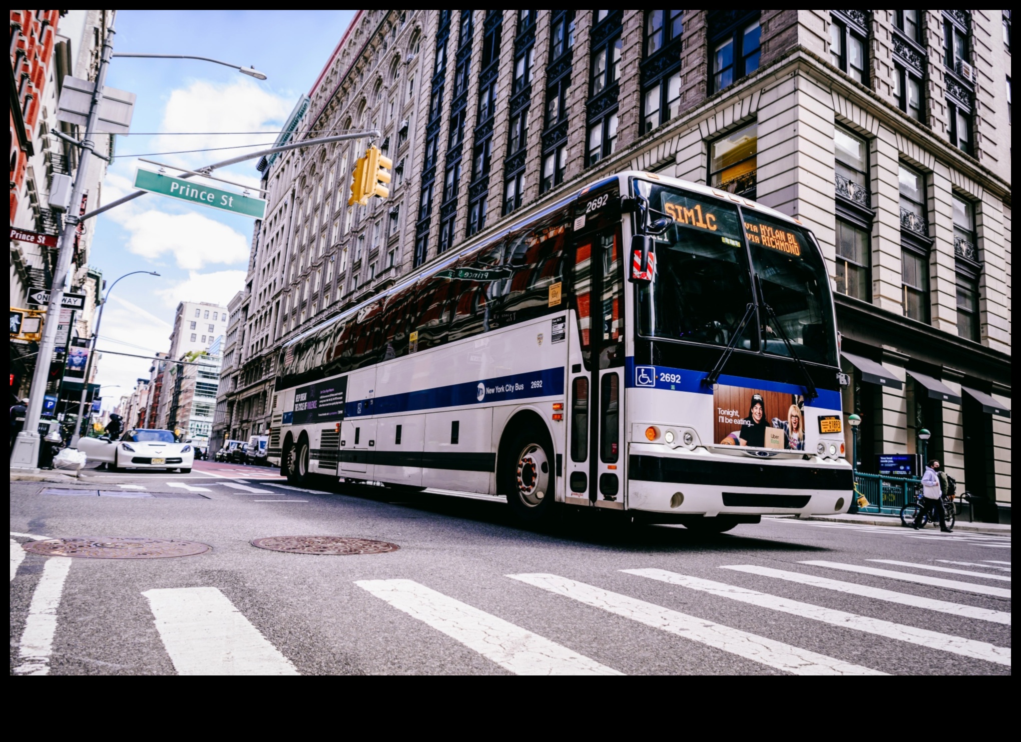 Urban Express Kā komerciālie transportlīdzekļi pārvietojas pa pilsētas ielām 4 Urban Express: pārvietošanās pa pilsētas ielām ar komerciāliem transportlīdzekļiem