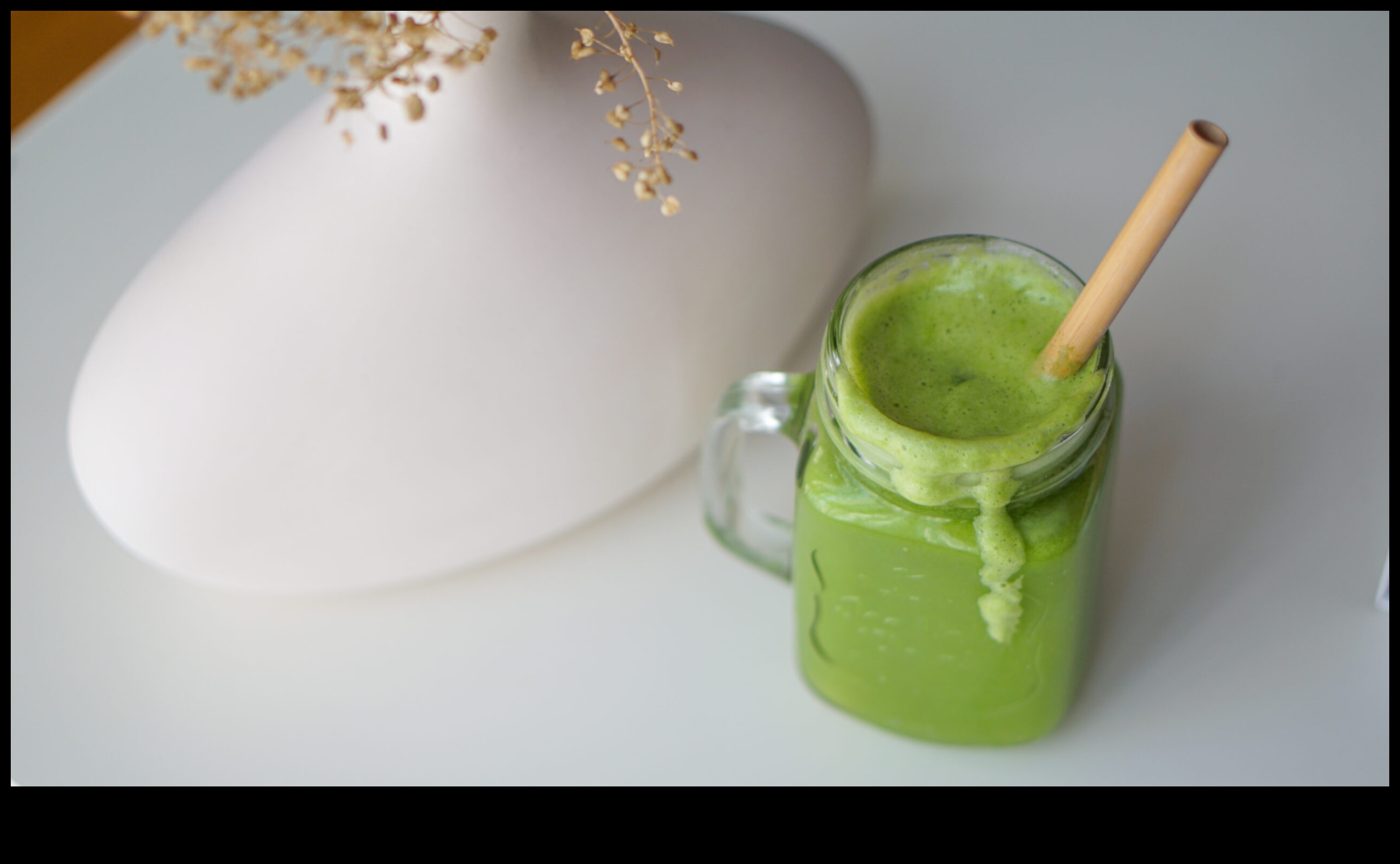 Zaļš un kvēlojošs: uzlabojiet savu dabisko skaistumu ar lapu plaukstām