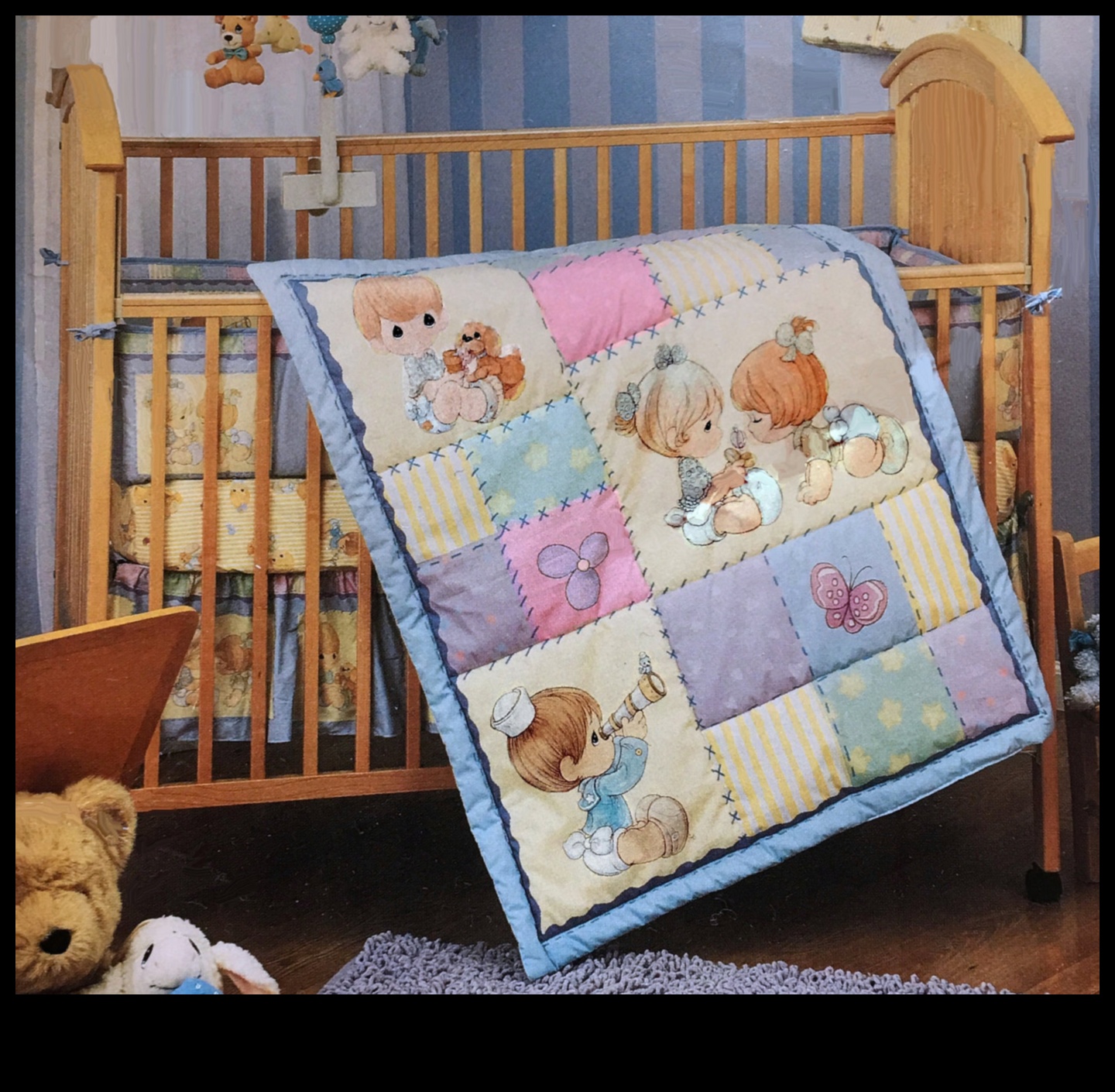 Loloti mirkļi, veidojot atmiņas ar mazuļa rotaļlietām no gultiņas līdz 2. koledžai Lolotie mirkļi: veidojiet atmiņas ar mazuļa rotaļlietām