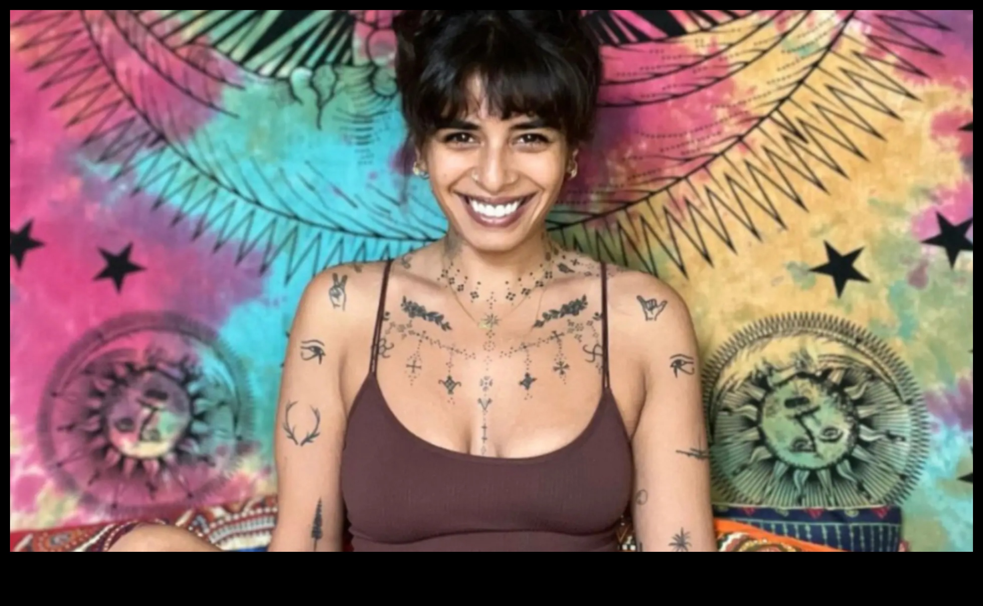 Kanvas hroniku stāsti, kas stāstīti, izmantojot paziņojumu tetovējumus 2 Audekla hronikas: stāsti, kas stāstīti, izmantojot tetovējumus