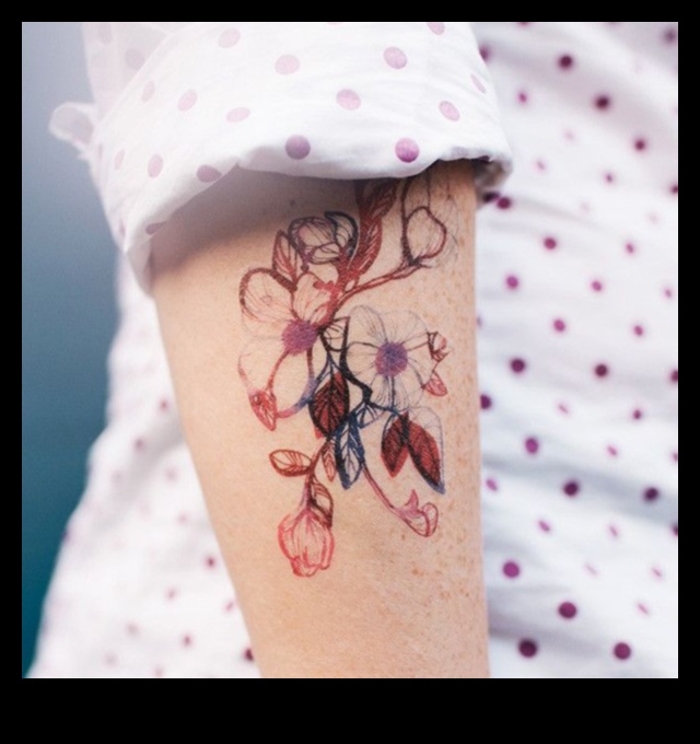 Ziedu uzplaukums Skaistu tetovējumu dizains 2 Ziedu uzplaukums: ziedoši tetovējumu modeļi, ko izrotāt