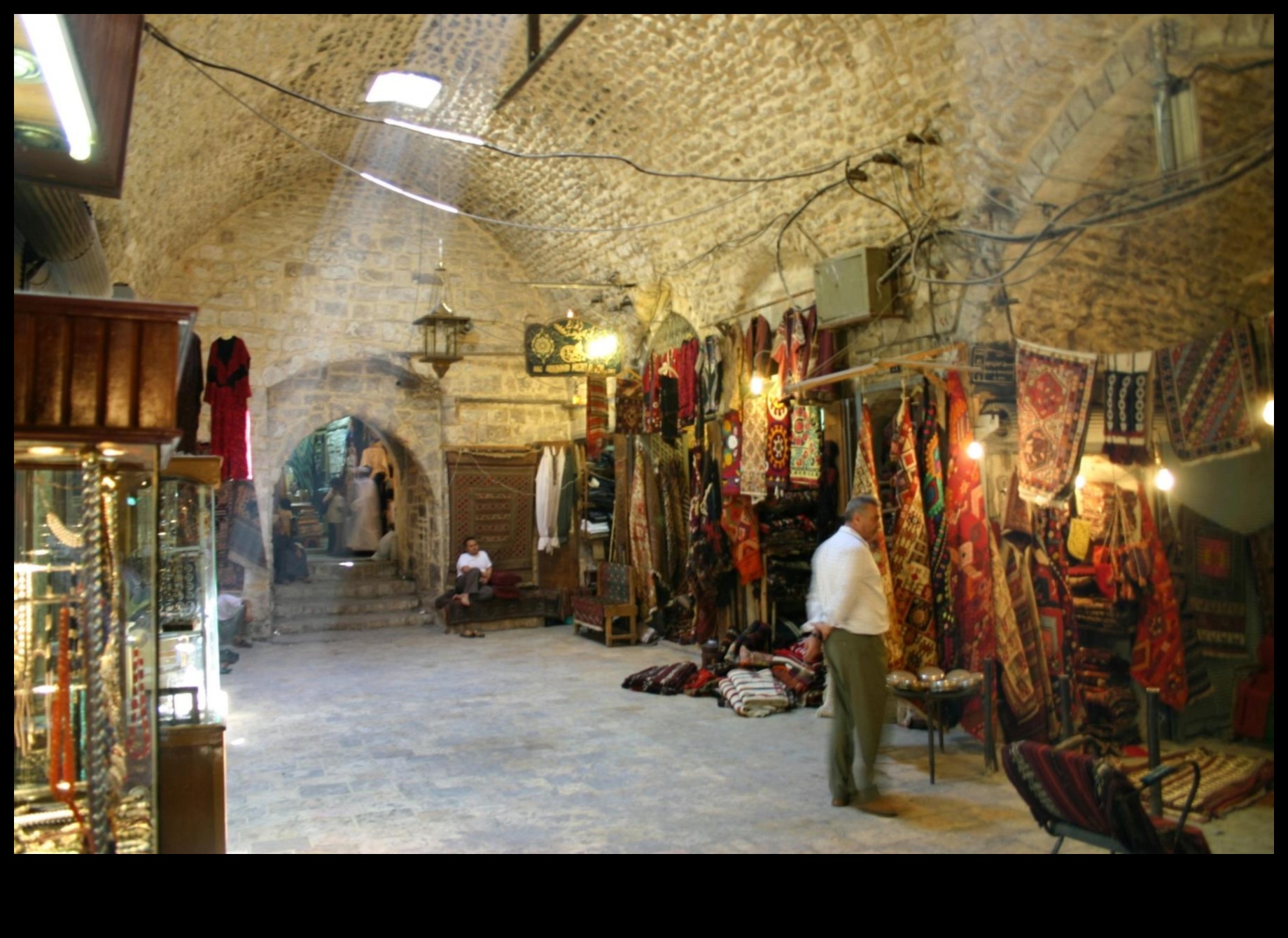 Inovācijas audumos: modes un interjera dizaina attīstība