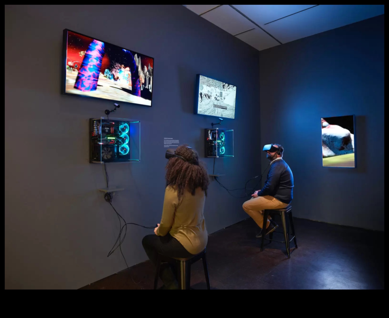 Digitālās dimensijas: dziļa ieniršana virtuālajā mākslā