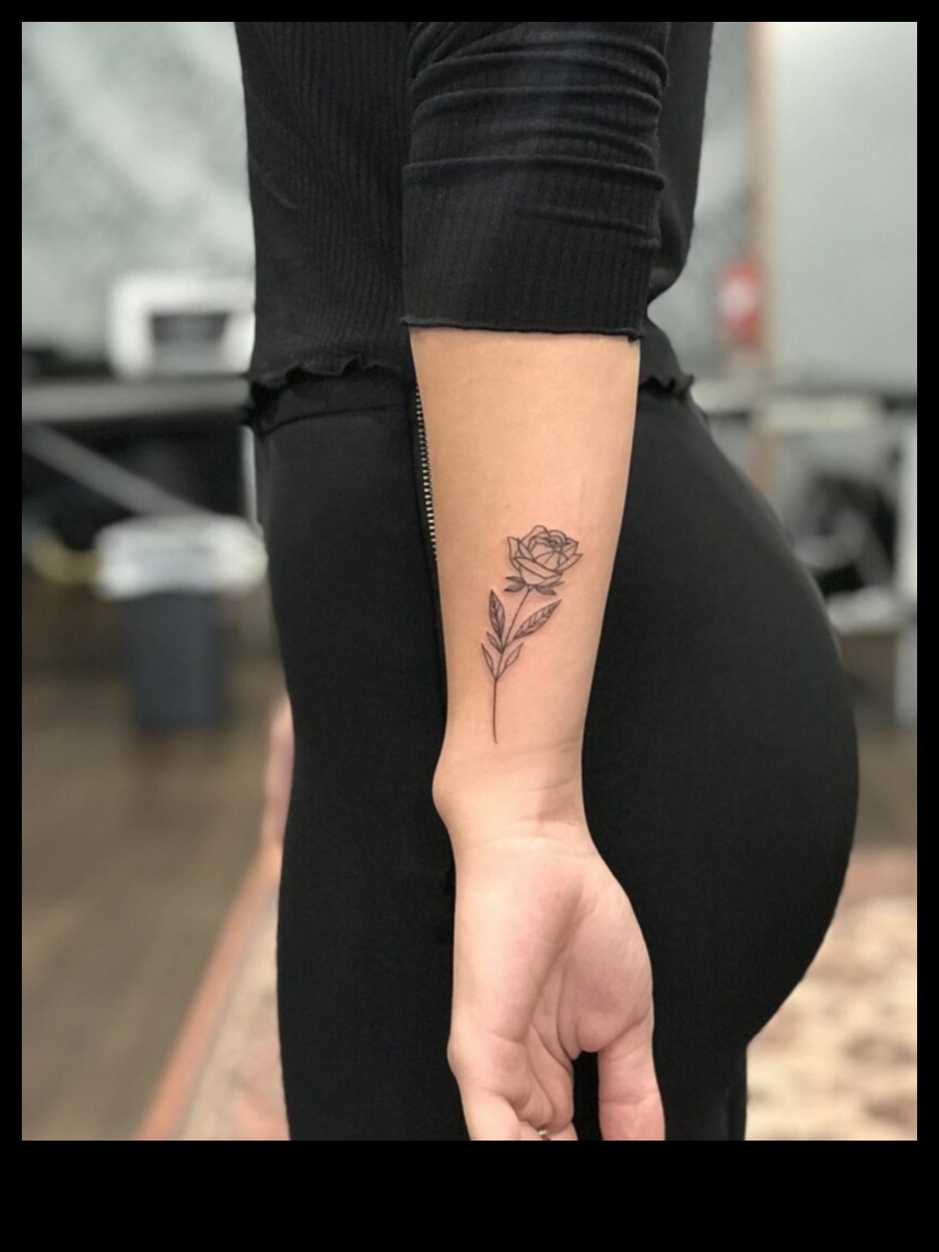 Eleganti čuksti: smalks skaistums plaukstas locītavas tetovējuma mākslā