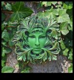 Zaļā dieviete 30+ priekšmeti videi draudzīgai meitenei, kurai dievinu dārzā